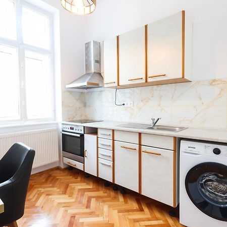 Floasiu Residence Guesthouse Sibiu Eksteriør bilde